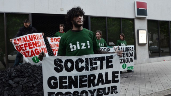 Banktrack Action In Bayonne Against Societe Generale And Alpha Coal